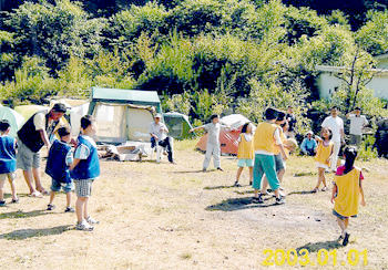 2003_07_summercamp1.jpg